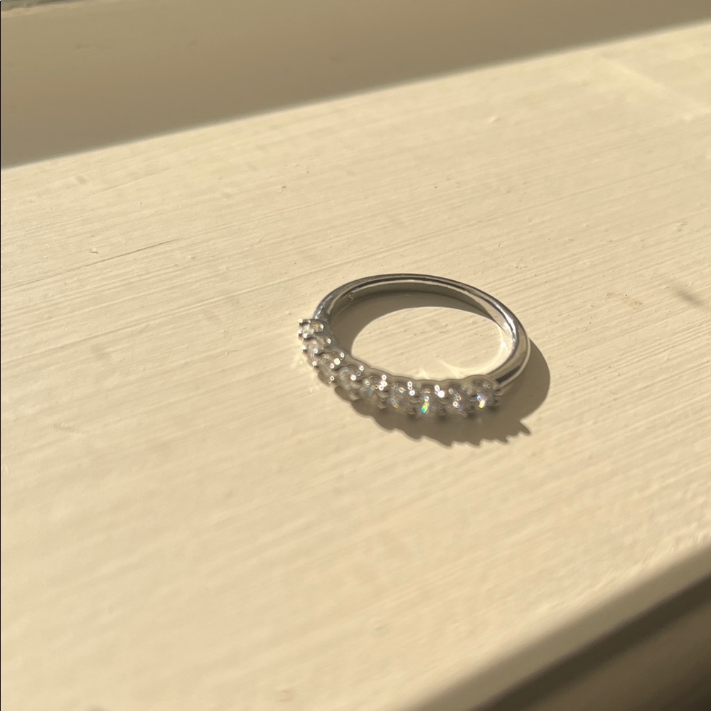 Elegant fashion Silver Women's Ring NWOT